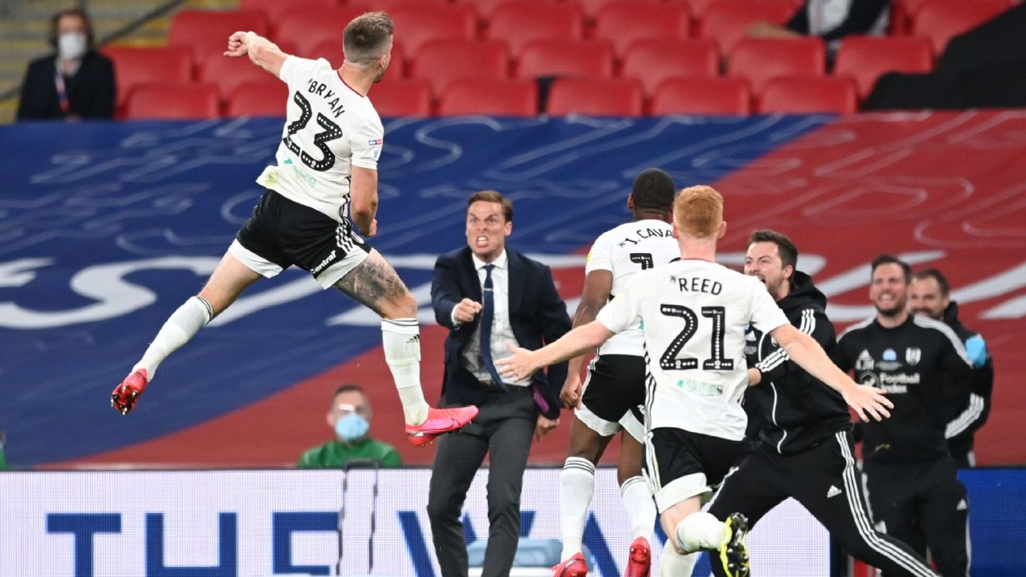 王曼昱在关 王曼昱在关